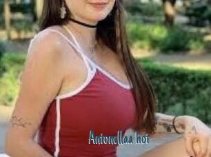 Antonellaa_hot