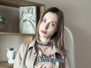 Esmeclayborne