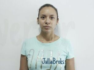 JulliaBroks