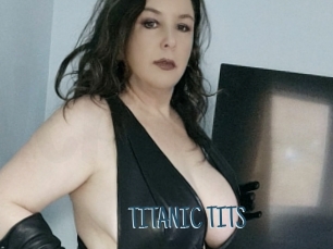 TITANIC_TITS